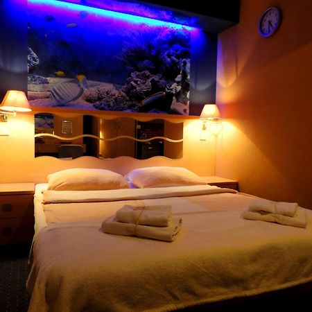 Apart A2 Poznan - 24H - Self Check-In - Free Parking Экстерьер фото