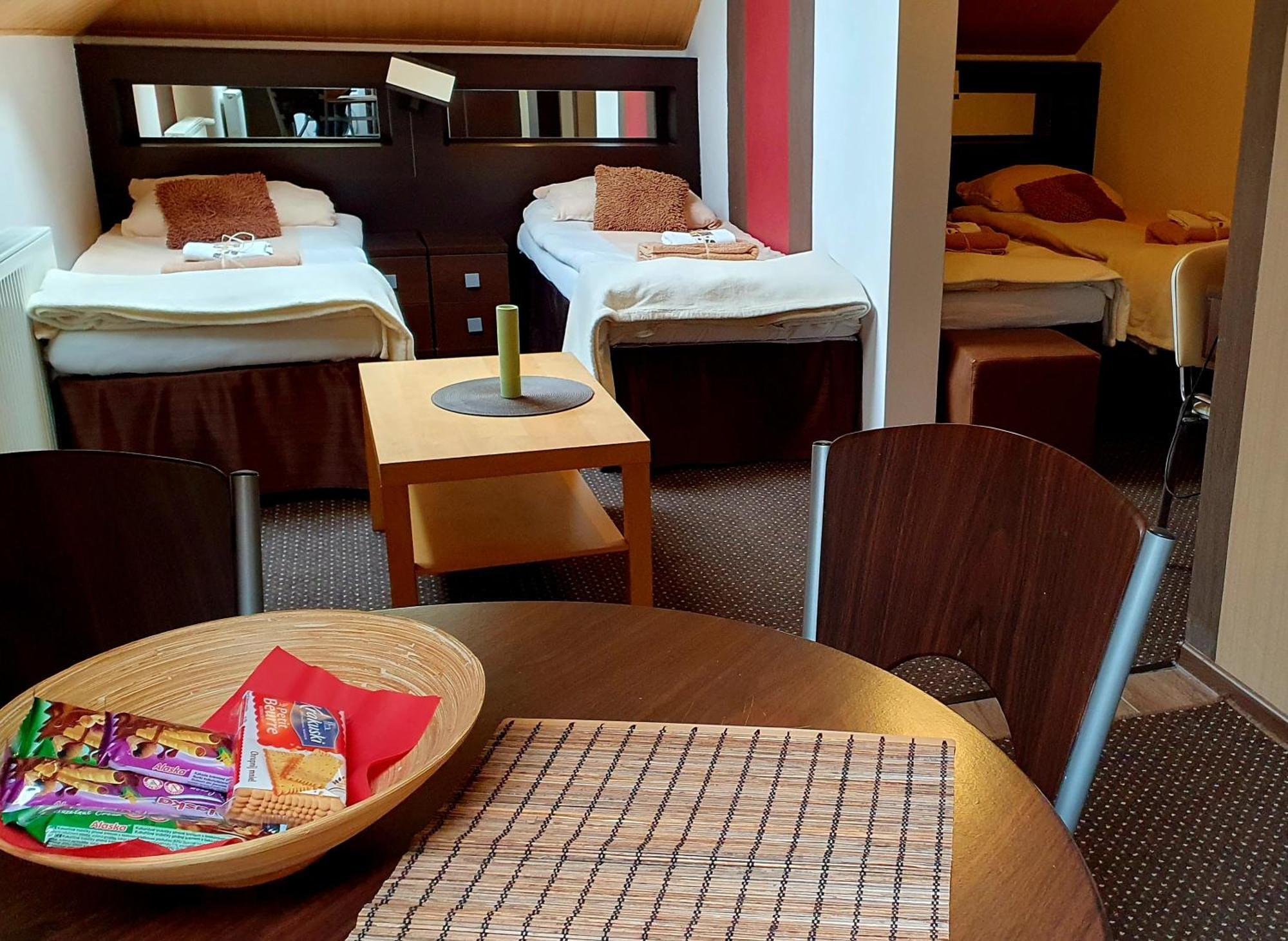Apart A2 Poznan - 24H - Self Check-In - Free Parking Номер фото