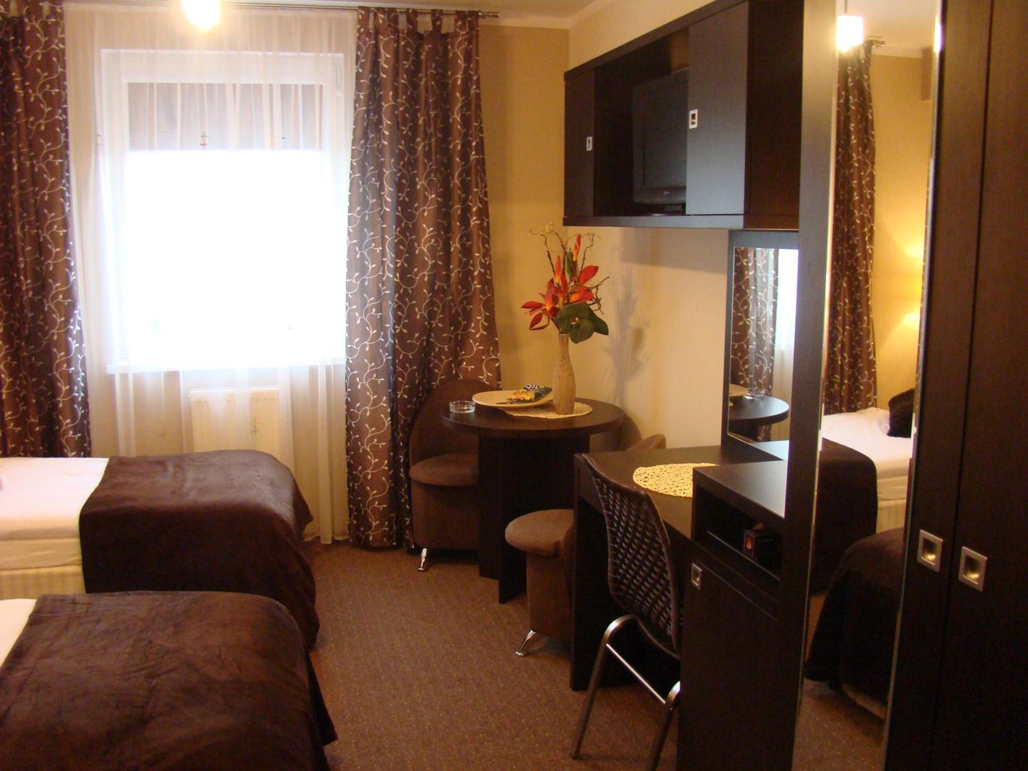 Apart A2 Poznan - 24H - Self Check-In - Free Parking Экстерьер фото