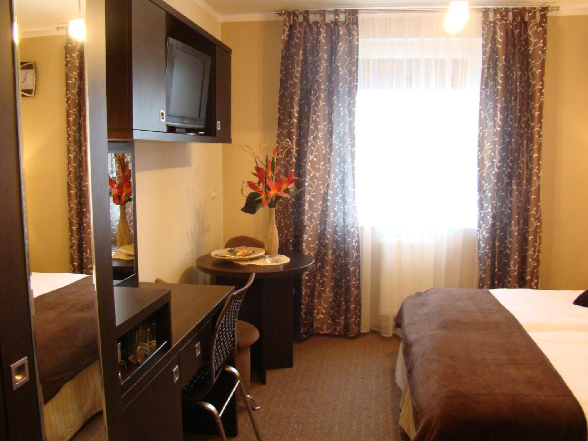 Apart A2 Poznan - 24H - Self Check-In - Free Parking Экстерьер фото