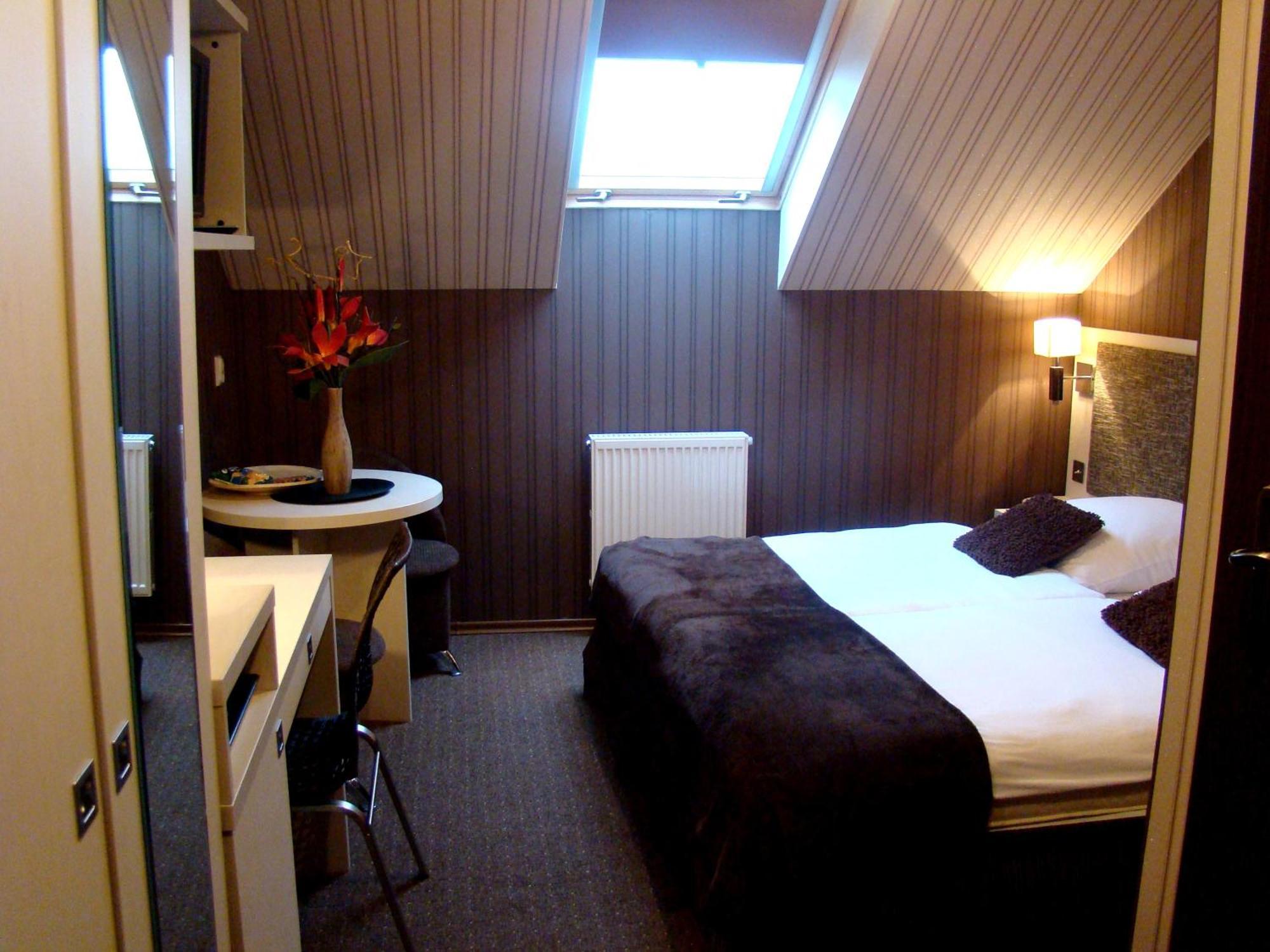 Apart A2 Poznan - 24H - Self Check-In - Free Parking Экстерьер фото