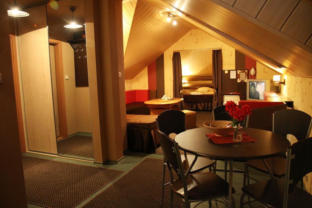Apart A2 Poznan - 24H - Self Check-In - Free Parking Номер фото